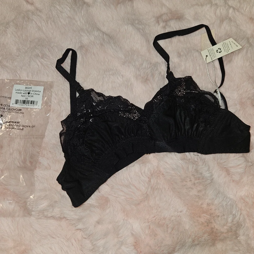 We Are HAH Lounge Bralette Noir Black Free People SIZE XSMALL & SMALL New